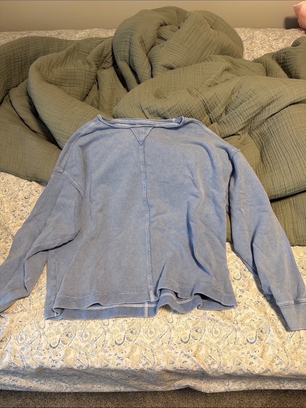 aerie light blue crew neck sweater